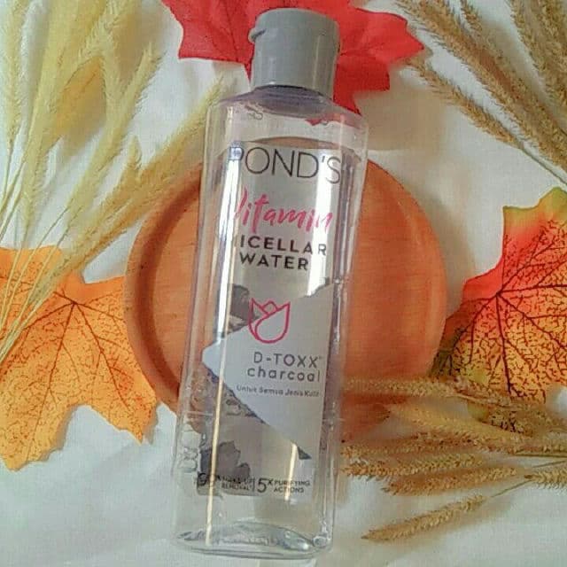 Pond's Vitamin Micellar Water D-Toxx Charcoal review photo by safadly