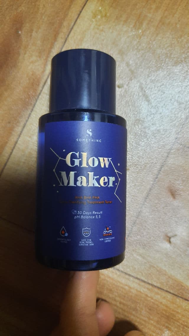 Somethinc Glow Maker AHA BHA PHA Clarifying Treatment Toner review photo by sabin