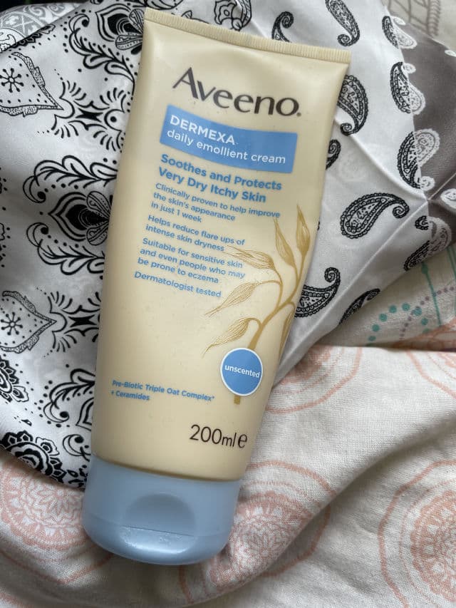 Aveeno Dermexa Daily Emollient Cream review photo by samythical