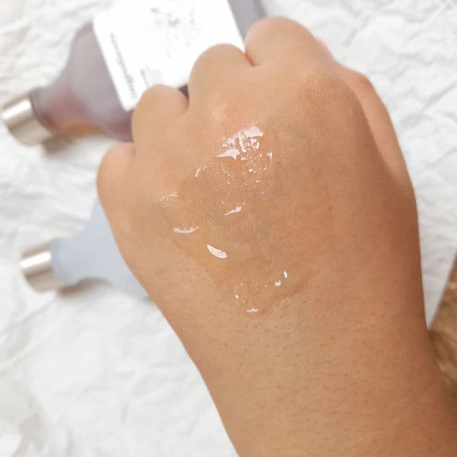 Ongredients Hyaluronic Acid Essence review photo by sansblog