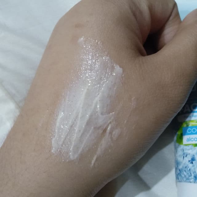 Fresh Skinlab Jeju Aloe Vera Ice Facial Scrub review photo by sashimich