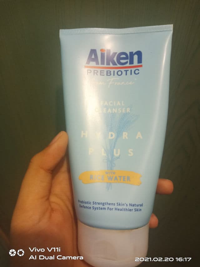 Aiken Prebiotic Hydra Plus Facial Cleanser  review photo by putrifz