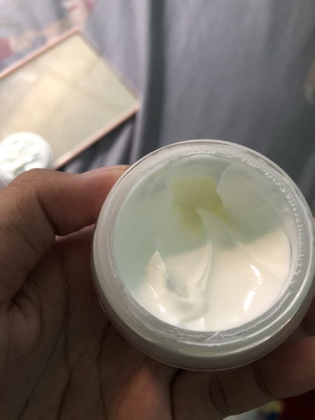 the Aubree Even Brighter Day Cream review photo by septaridinii