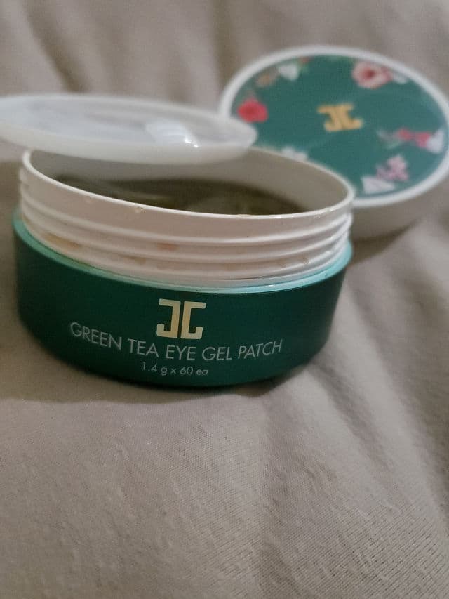 Jayjun Green Tea Eye Gel Patch review photo by shalimarakalal