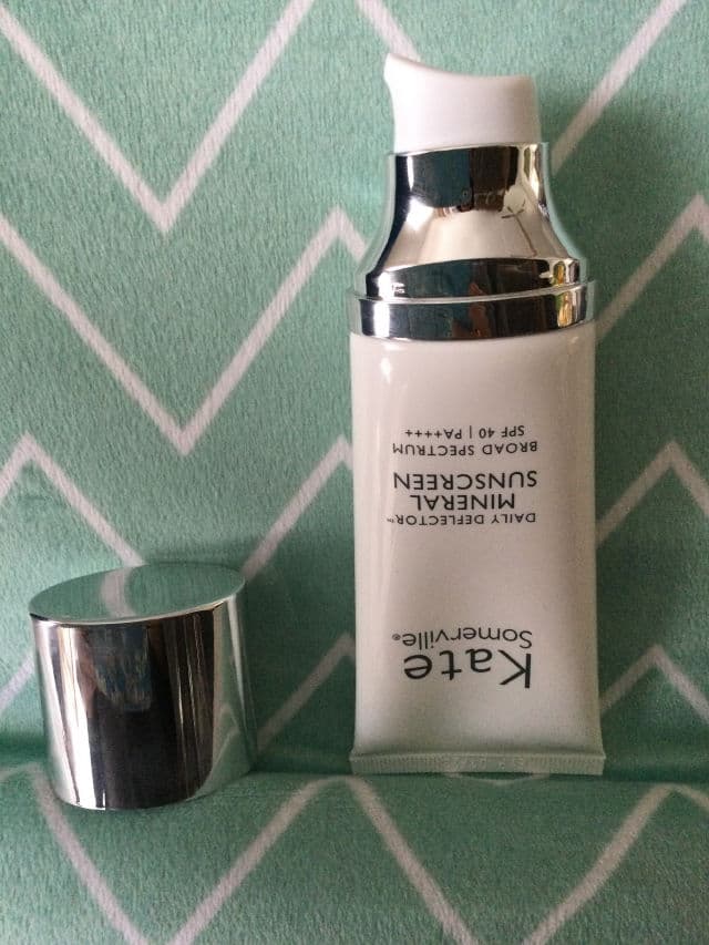 Kate Somerville Daily Deflector Mineral Sunscreen SPF 40 PA++++ review photo by shamiza