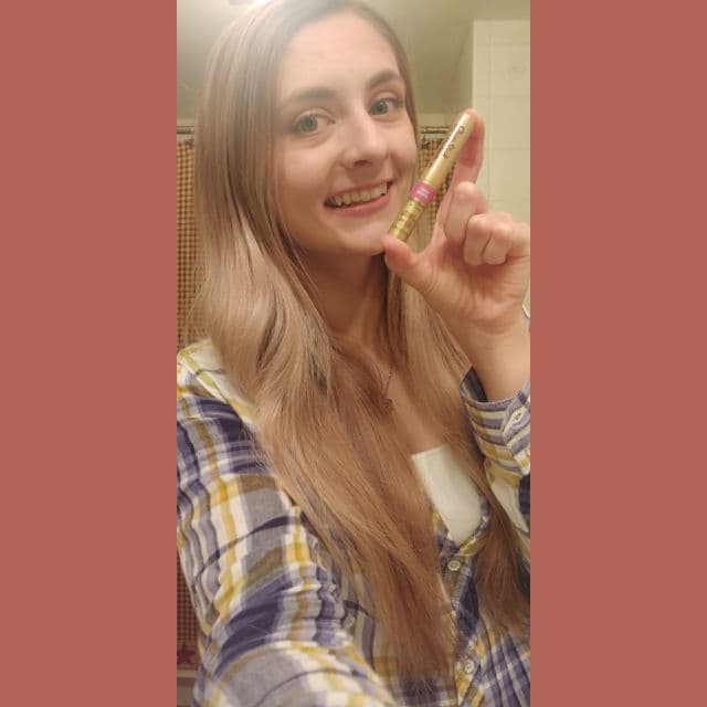 ChapStick ChapStick  Total Hydration Complete Care SPF 15 + Color review photo by shannbit