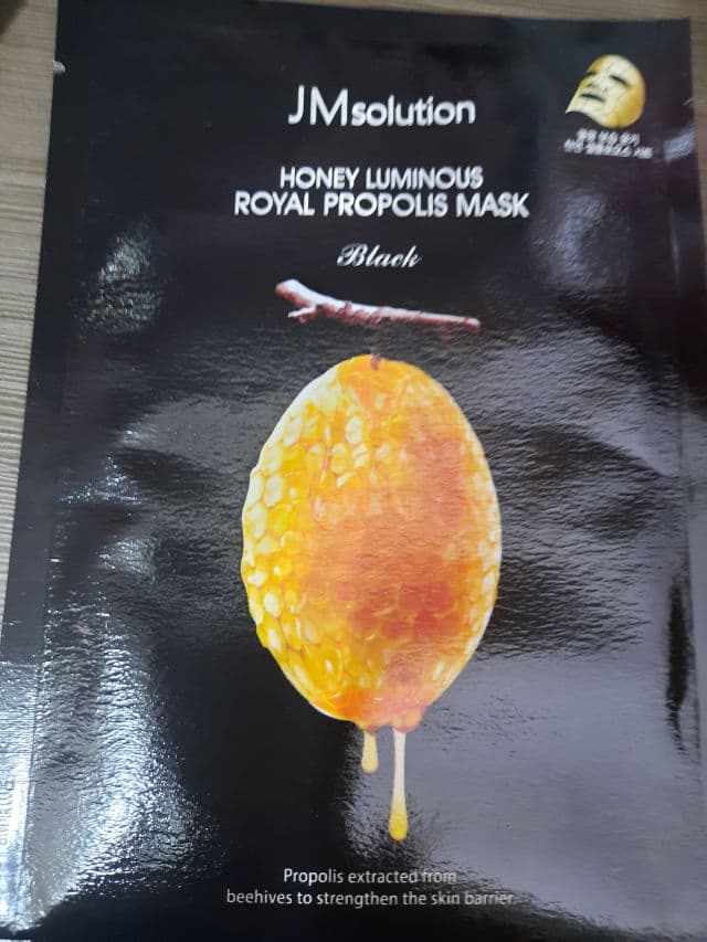 JMsolution Honey Luminous Royal Propolis Mask review photo by sheananan