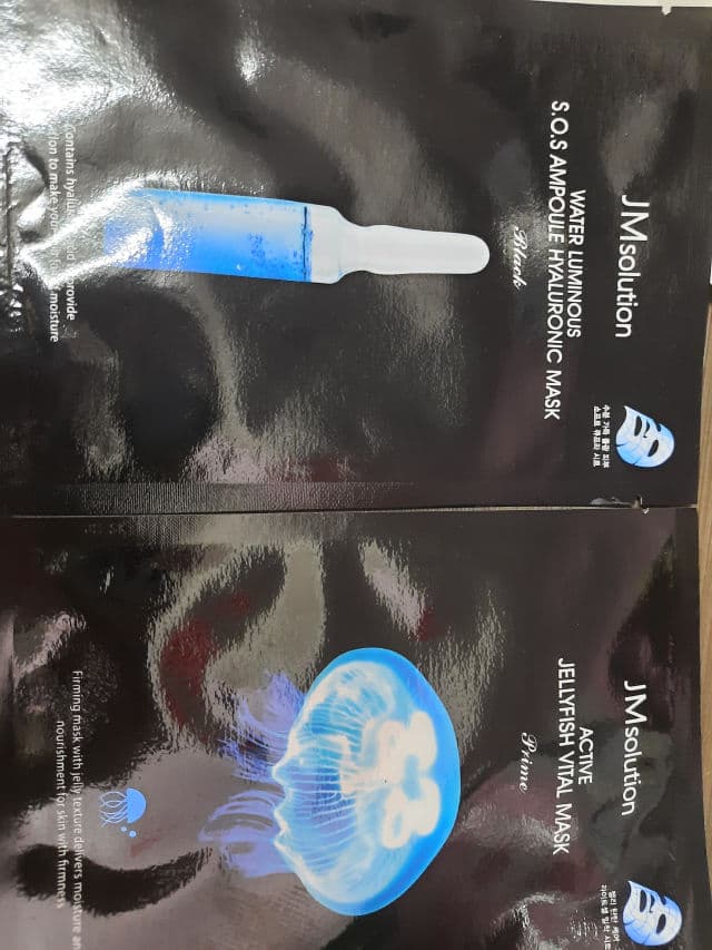 JMsolution Water Luminous S.O.S Ampoule Hyaluronic Mask	 review photo by sheananan