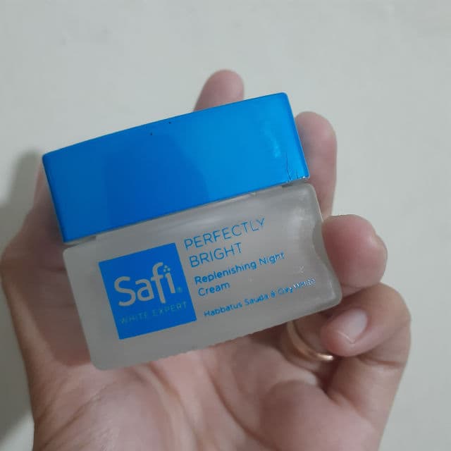 Safi White Expert Replenishing Night Cream review photo by shintadwia