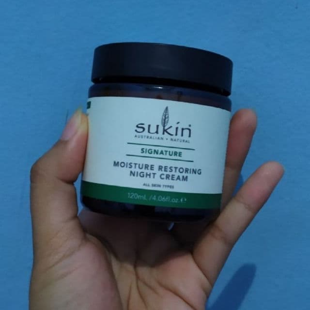 Sukin Moisture Restoring Night Cream review photo by shivajourney