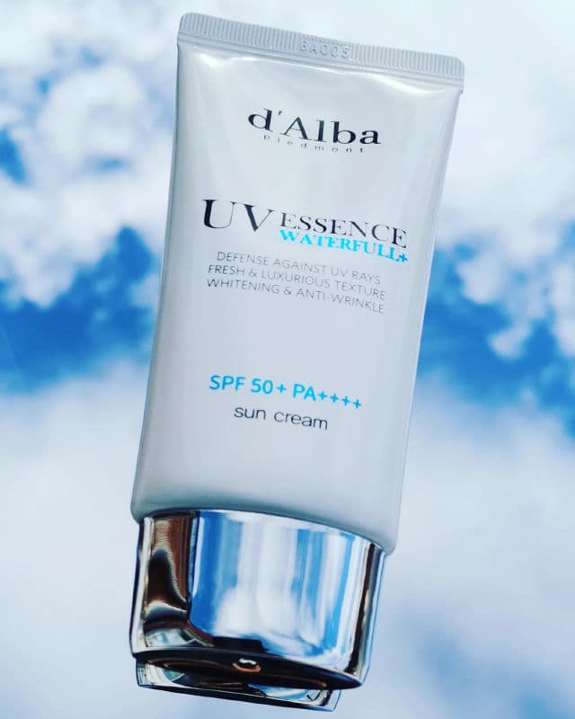 D' Alba Piedmont UV Essence Waterfull Fresh Sun Cream SPF50+ PA++++ review photo by shystarr79