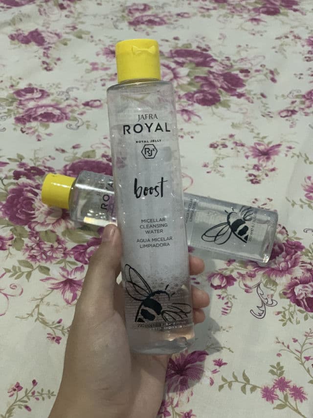 JAFRA Boost Micellar Cleansing Water review photo by Siitha