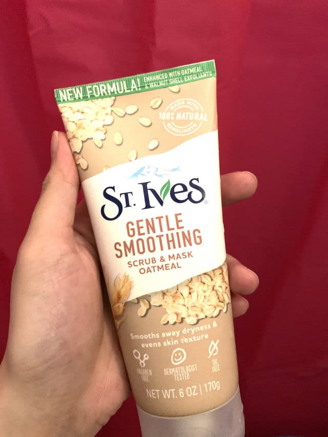 St. Ives Oatmeal Gentle Smoothing Scrub & Mask review photo by siyelgee
