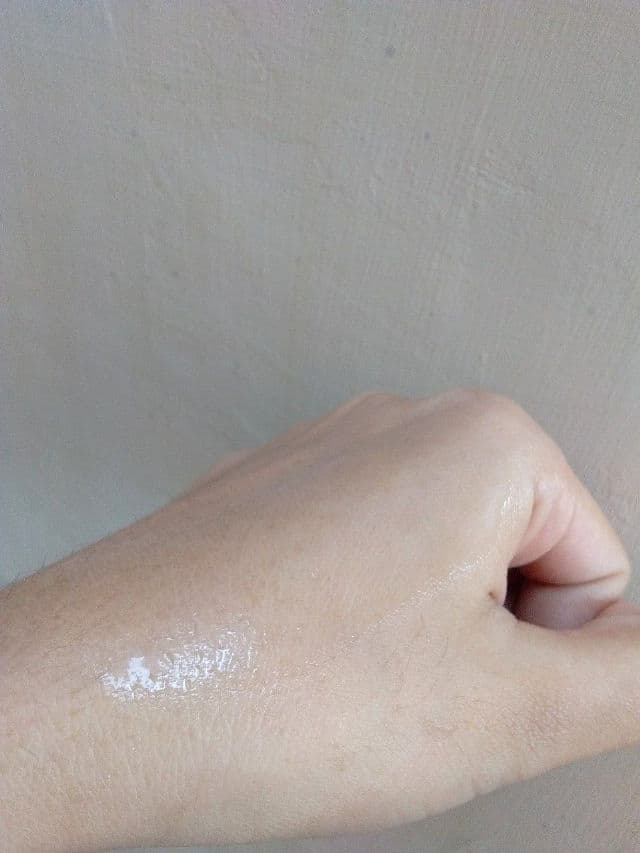 Hada Labo Gokujyun Moisture Milk review photo by hyaluronate