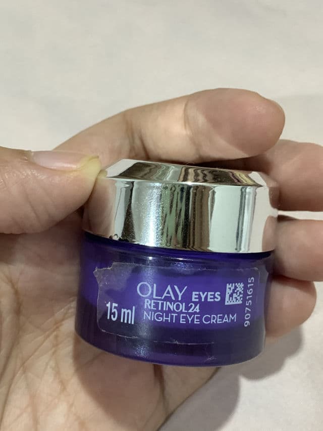 Olay Regenerist Retinol 24 Night Eye Cream review photo by skincarebychin
