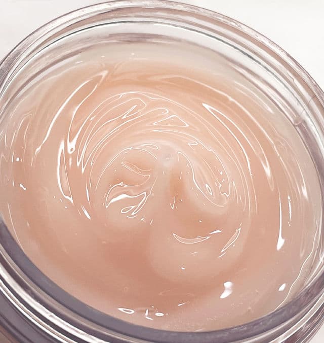 Clinique Moisture Surge 72-Hour Auto-Replenishing Hydrator review photo by skincareconniesseur
