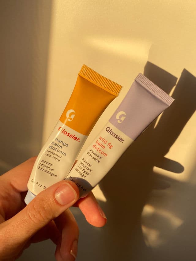 Glossier Mango Balm Dotcom review photo by skincarediaryan