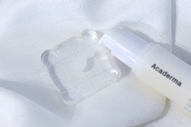 Acaderma Star Light - Spot Corrector review photo by skincareinhawaii