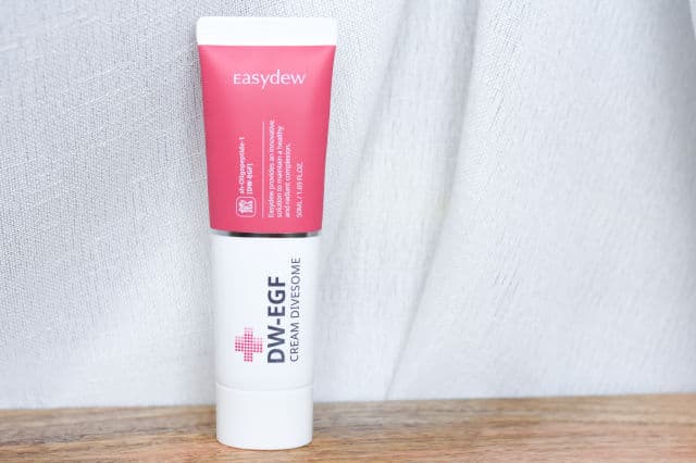 Easydew DW-EGF Cream Divesome review photo by skincareinhawaii