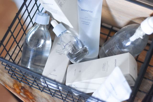 Aromatica Aloe Hy-ffective Serum review photo by skincareinhawaii