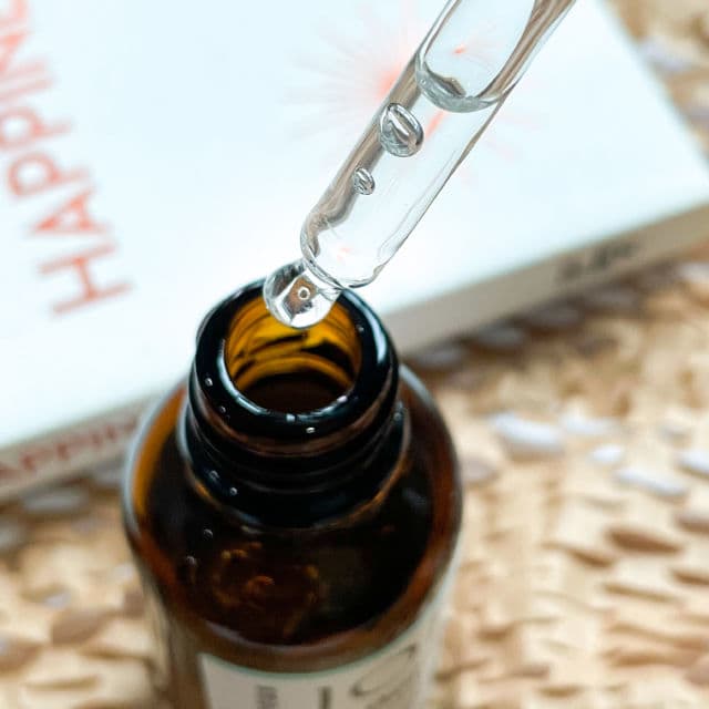 Geek & Gorgeous B-Bomb review photo by skincareitry