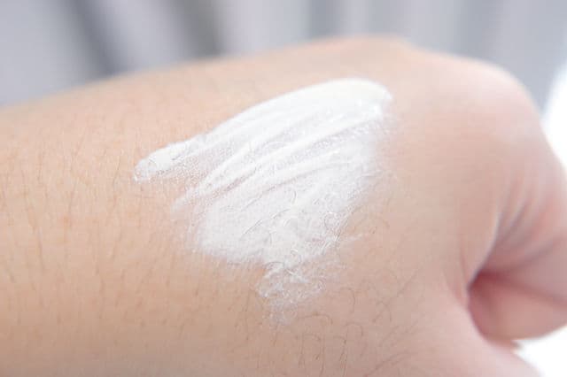 Chasin' Rabbits G'day Mate Sunscreen SPF50+ PA++++ review photo by skincarejana