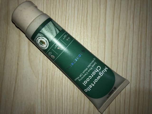 Somethinc Mugwortella Charcoal Deep Pore Cleansing 10 Minutes Wash Off Mask review photo by skincarejunkie