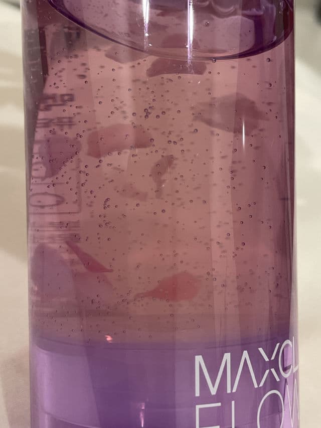 Maxclinic Purifying Flower Oil Foam review photo by skincarenobs