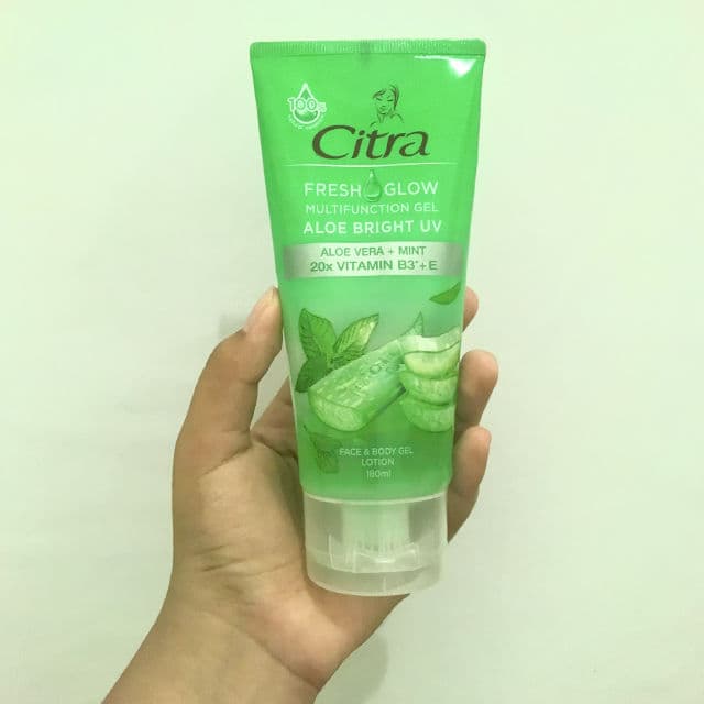 Citra Fresh Glow Multifunction Gel Aloe Bright UV review photo by pijar