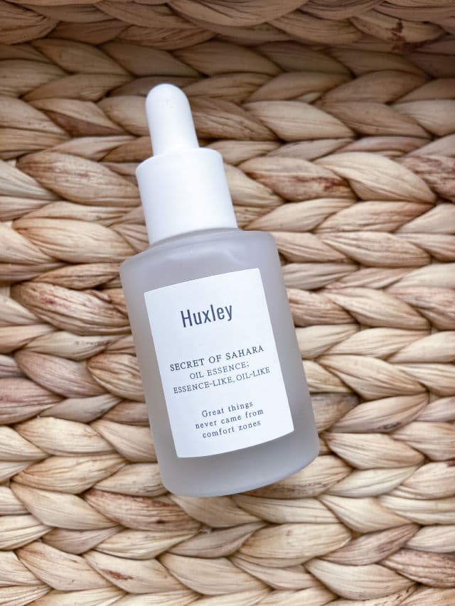 Huxley Oil Essence review photo by skinglowchlo