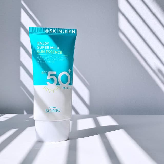 SCINIC Enjoy Mild Sun Essence EX SPF50+ PA++++ review photo by skinken