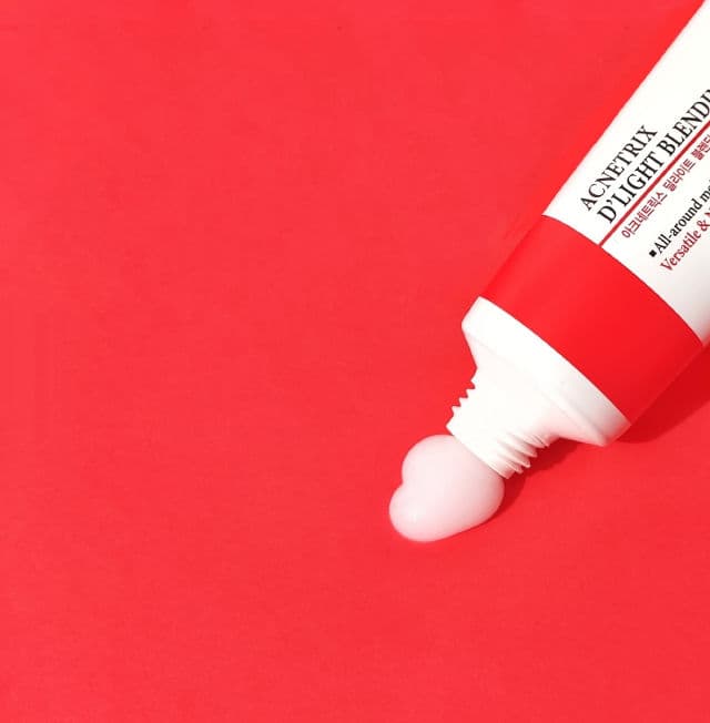 J'sDerma Acnetrix Blending Cream review photo by skinlovette