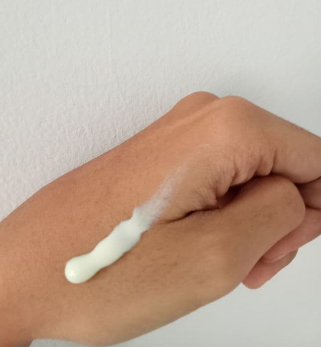 Biore UV Athlizm Skin Protect Essence SPF50+ PA++++ review photo by skinrubybare
