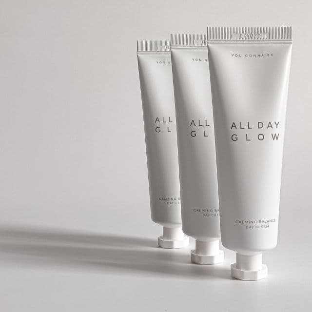 ALL DAY GLOW Calming Balance Day Cream review photo by skinvenue