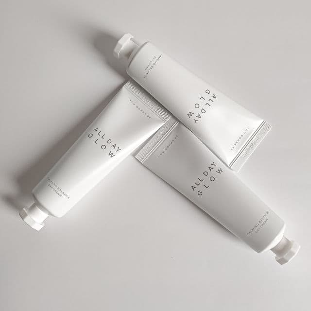ALL DAY GLOW Calming Balance Day Cream review photo by skinvenue