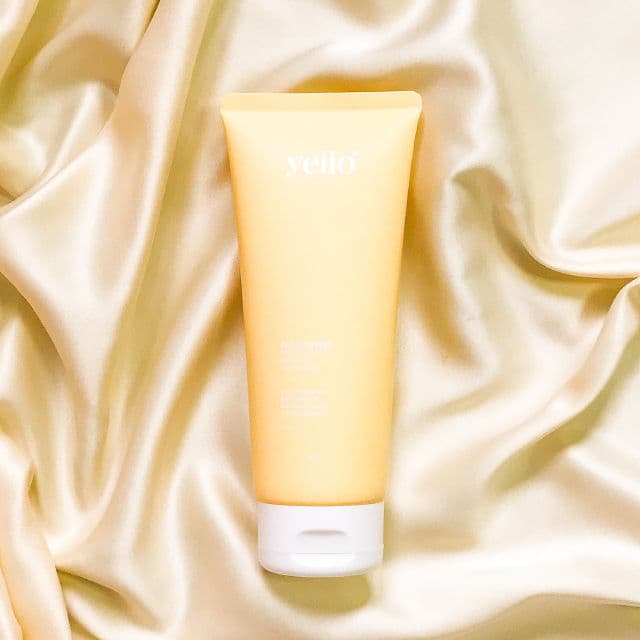 Yello Skincare Oatmino Refreshing Cream Cleanser review photo by skinwithbes