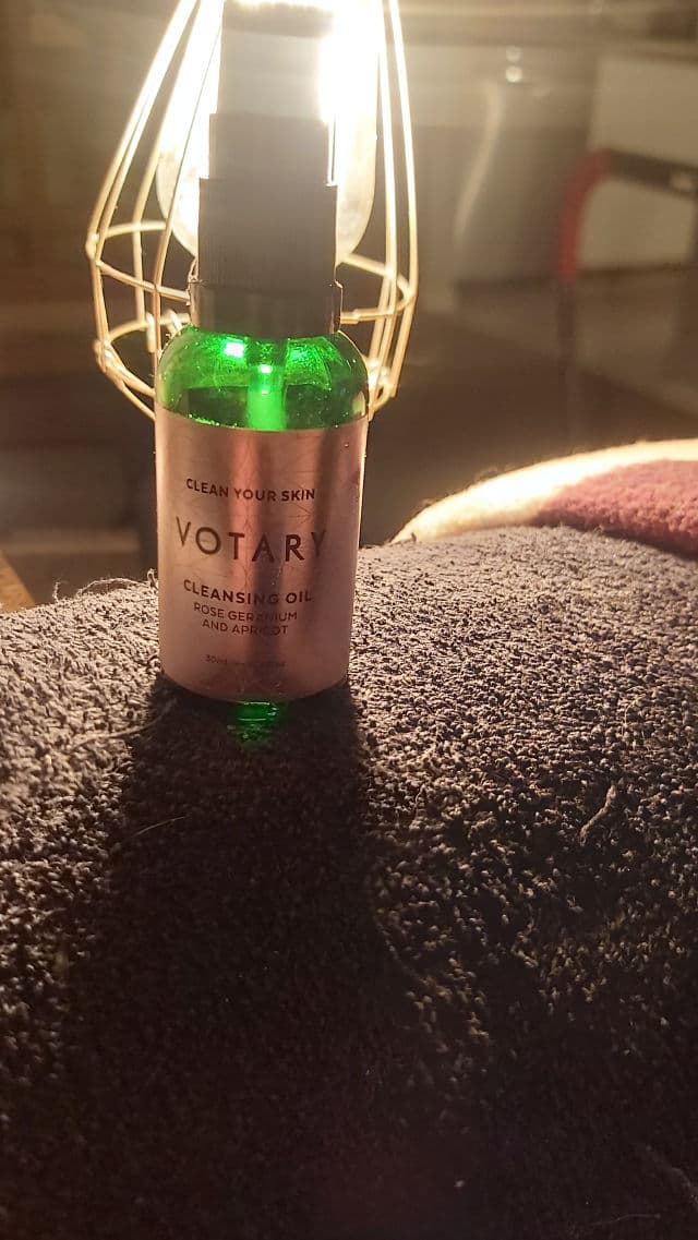 Votary Super Seed Cleansing Oil review photo by smelliemellies