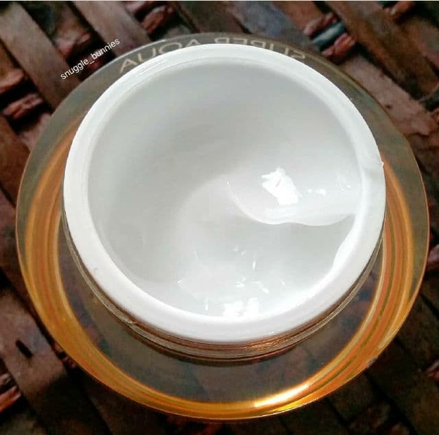 MISSHA Super Aqua Cell Renew Snail Cream review photo by snugglebunnies