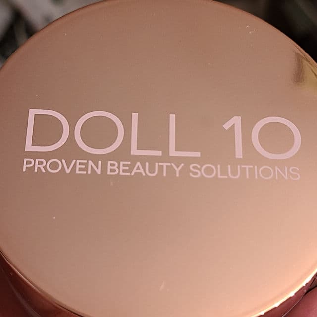Doll 10 Doll Skin™ Perfecting Treatment Powder review photo by somialoves