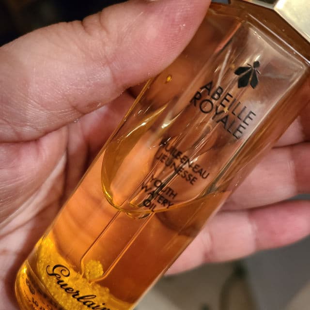 Guerlain Abeille Royale Youth Watery Anti-Aging Oil review photo by somialoves