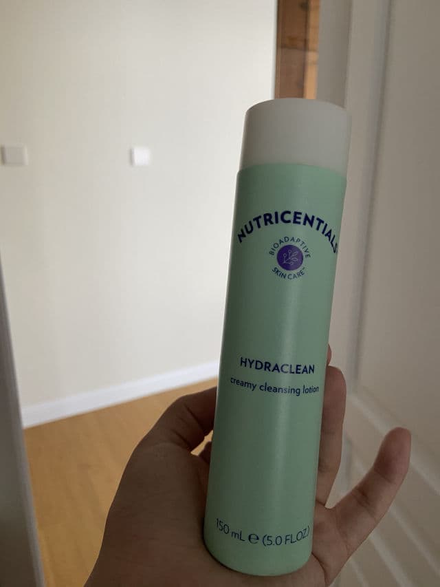 Nu Skin Creamy Cleansing Lotion, for Normal to Dry Skin review photo by soraskA