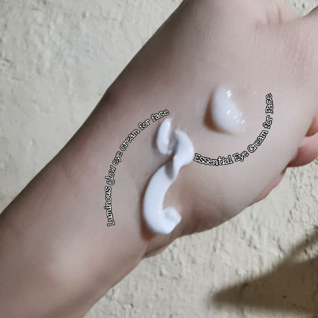 AHC Essential Real Eye Cream for Face review photo by sparklesandnargles