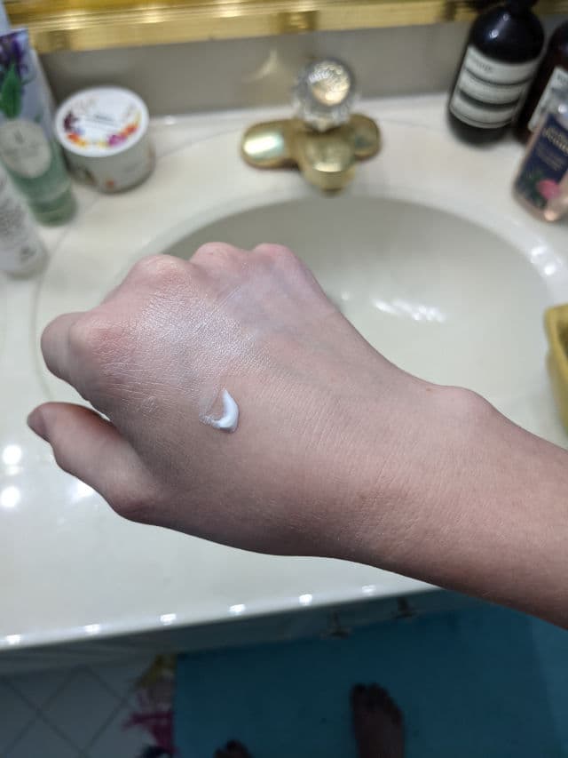 The Skin House UV Protection Sunblock review photo by Renterese