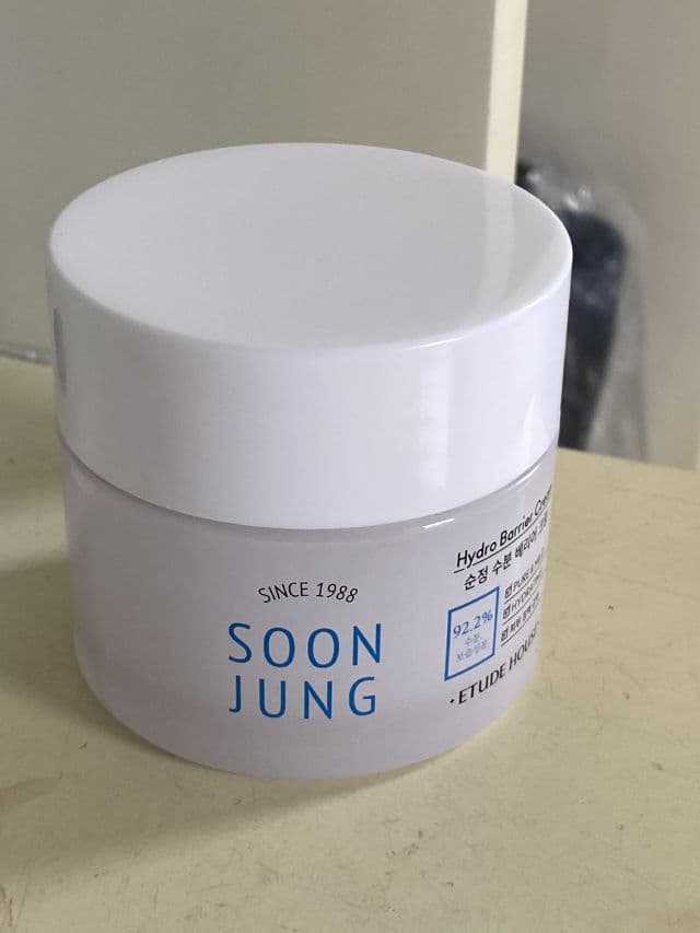 ETUDE SoonJung Hydro Barrier Cream review photo by ssffolskin
