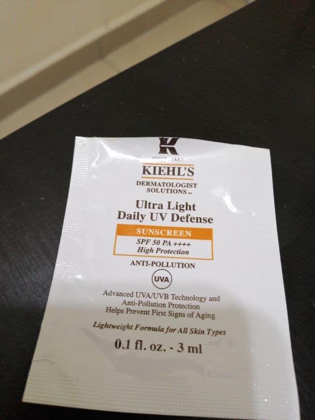 Kiehl's Ultra Light Daily UV Defense review photo by stancy9