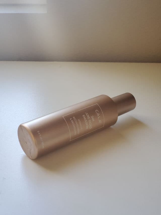 Cala 24K Gold Luxe Gold Emulsion review photo by starry