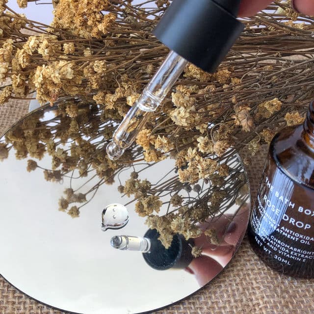 The Bath Box Rose Drop Brightening + Antioxidant Facial Treatment Oil review photo by stellaweny