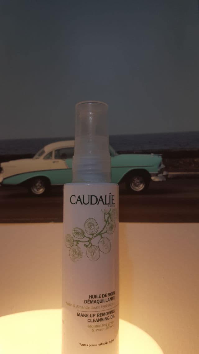 Caudalie Paris Make-Up Removing Cleansing Oil review photo by taehyungv