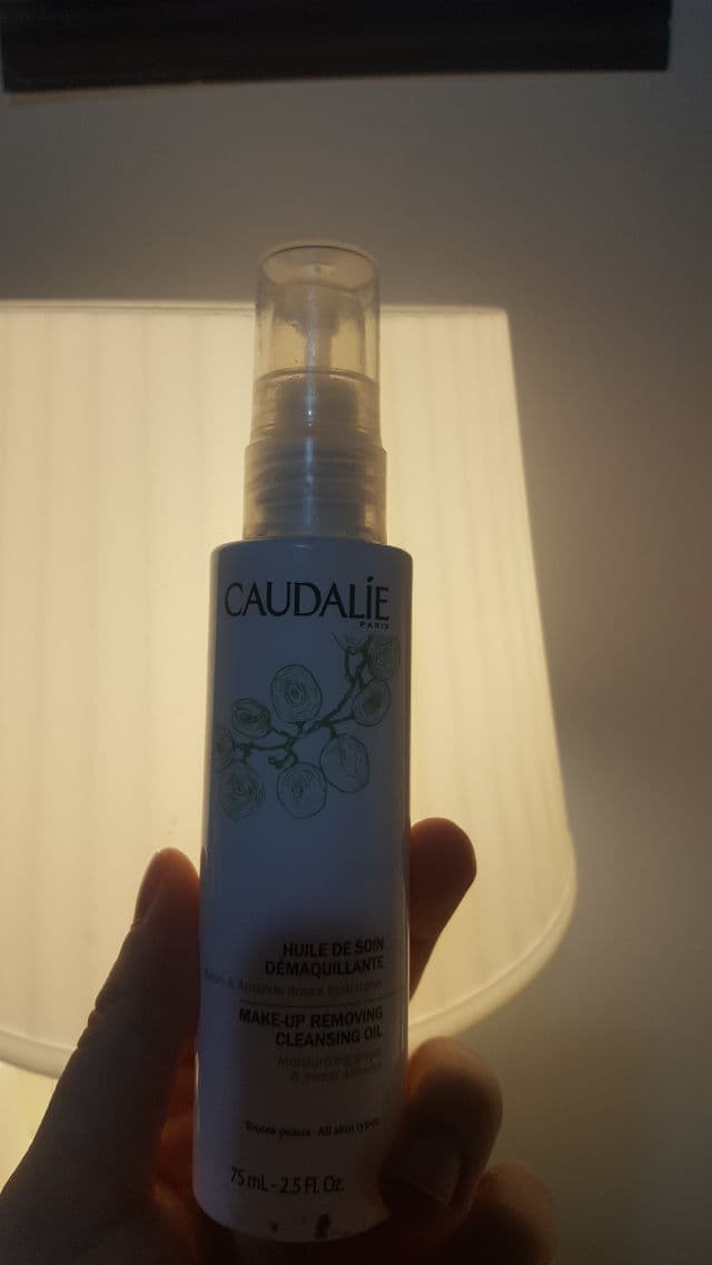 Caudalie Paris Make-Up Removing Cleansing Oil review photo by taehyungv