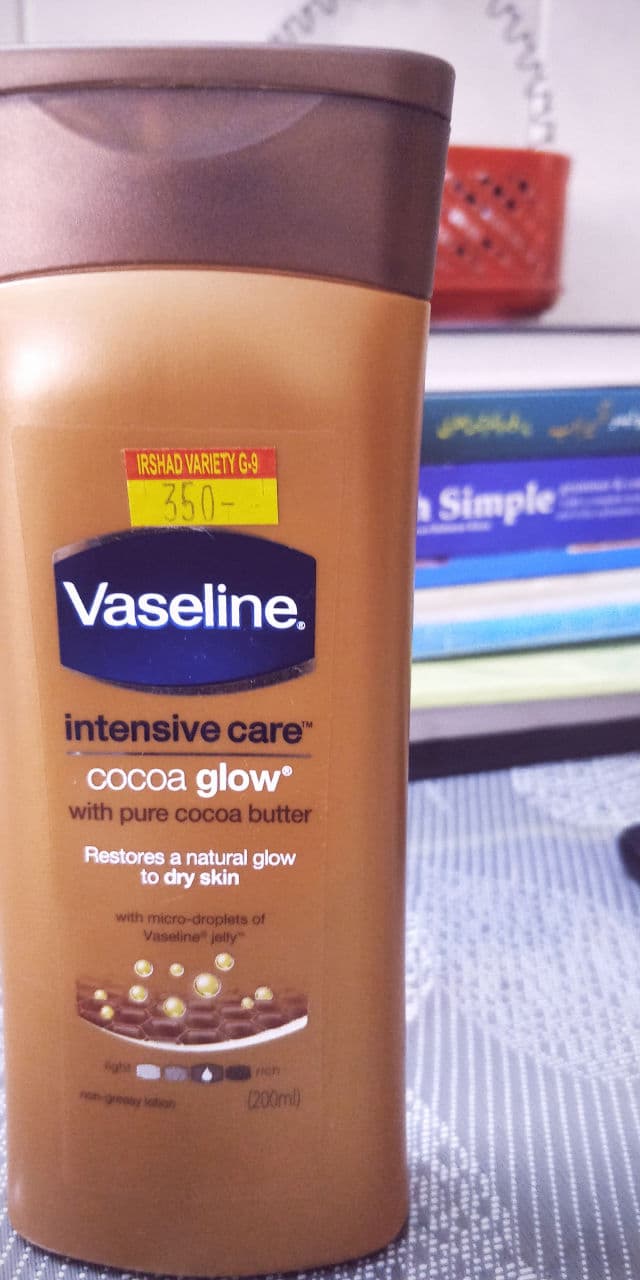 Vaseline Intensive Care Cocoa Radiant Lotion review photo by tiliciouz